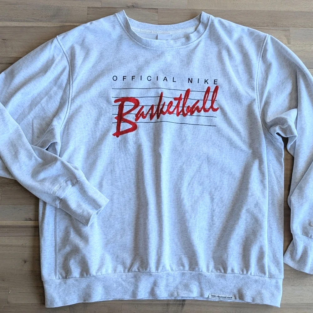 Nike Dri-FIT Standard Issue Basketball Sweatshirt New Without Tags‎ Men's Large